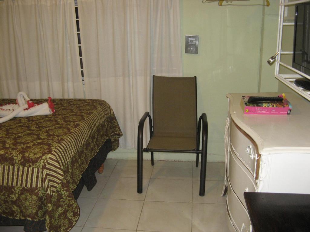 Executive Shaw Park Guest House Ocho Rios Rom bilde